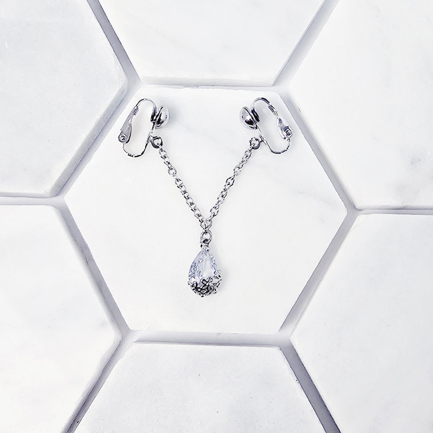 Labia Chain Dangle with Cubic Zirconia