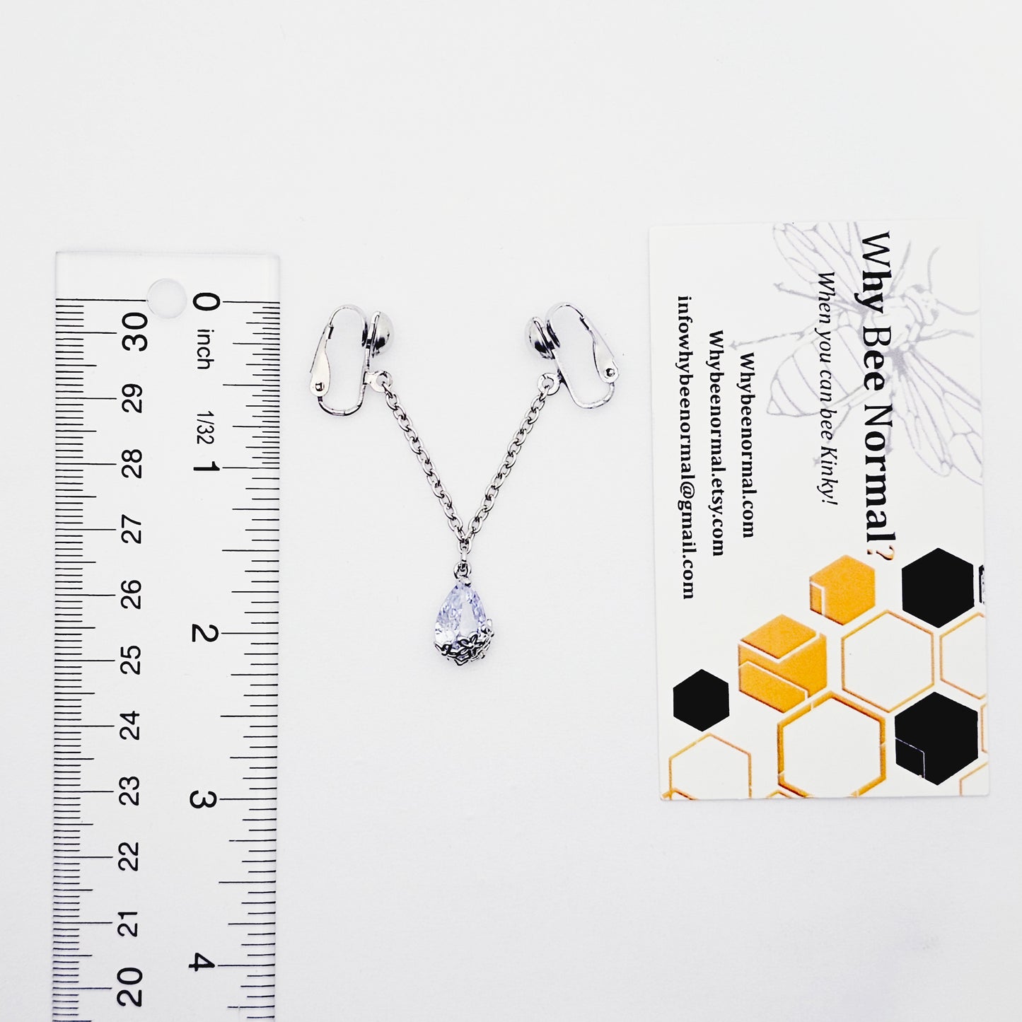 Labia Chain Dangle with Cubic Zirconia