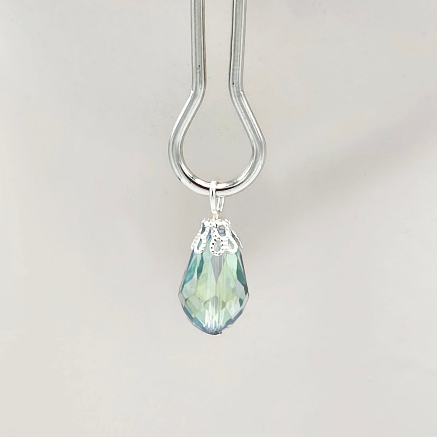 Iris Crystal Straight Tweezer Nipple Clamps