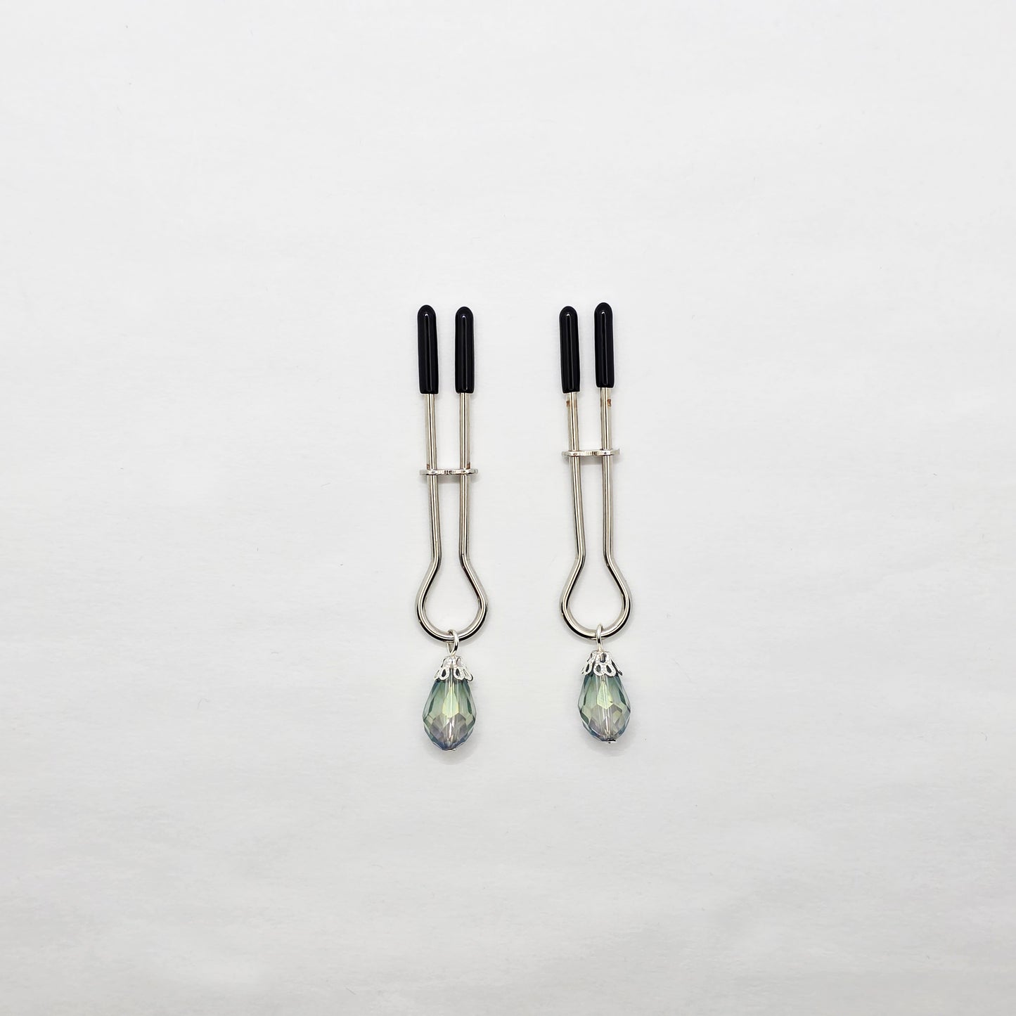Iris Crystal Straight Tweezer Nipple Clamps
