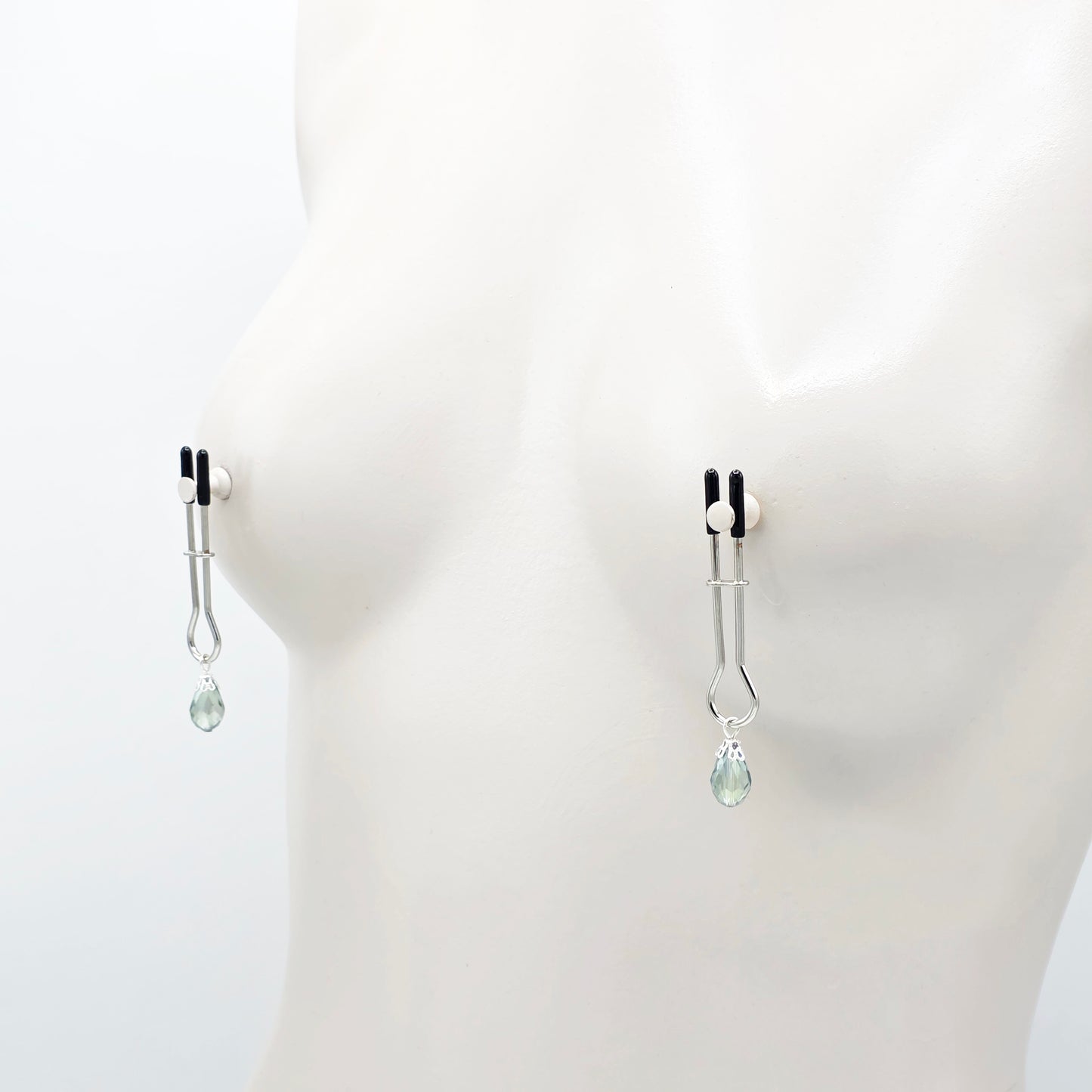 Iris Crystal Straight Tweezer Nipple Clamps