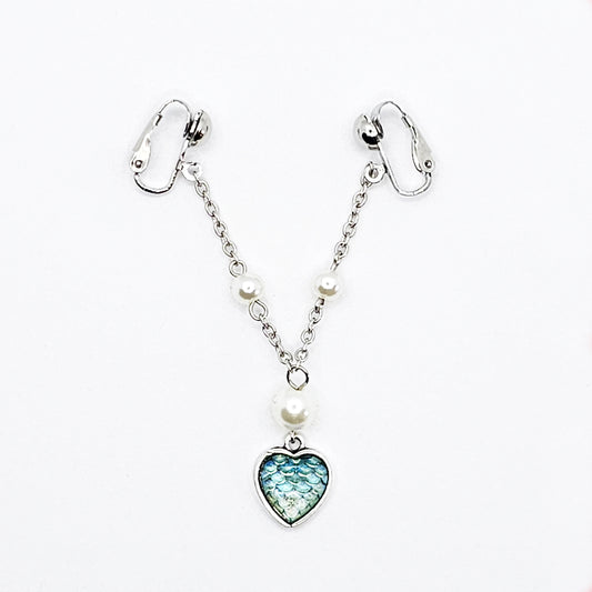 Labia Jewelry Chain with Pearls, Mermaid Scale Heart, and Non Piercing Jewelry Clips. Intimate Vaginal Jewelry
