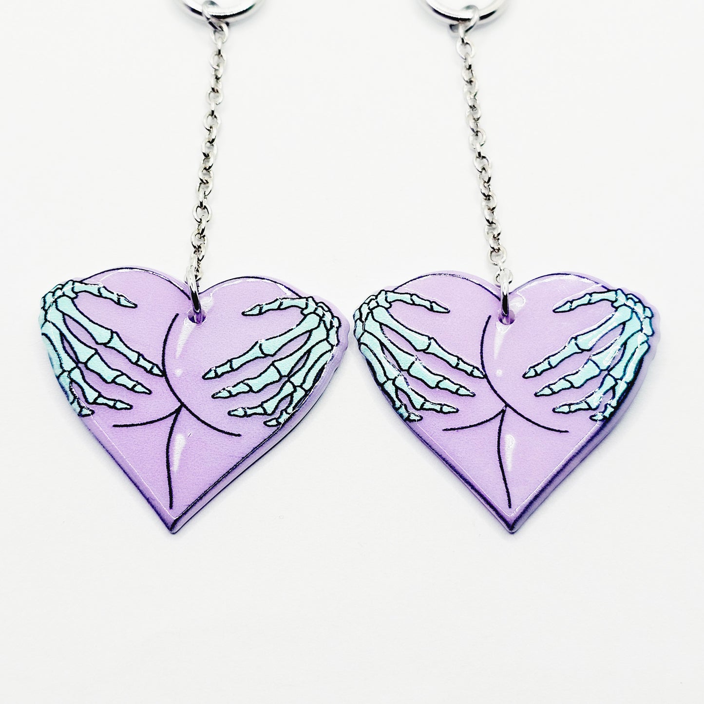Nipple Clamps with Fun and Spooky Hearts. Straight Tweezer Clamps.