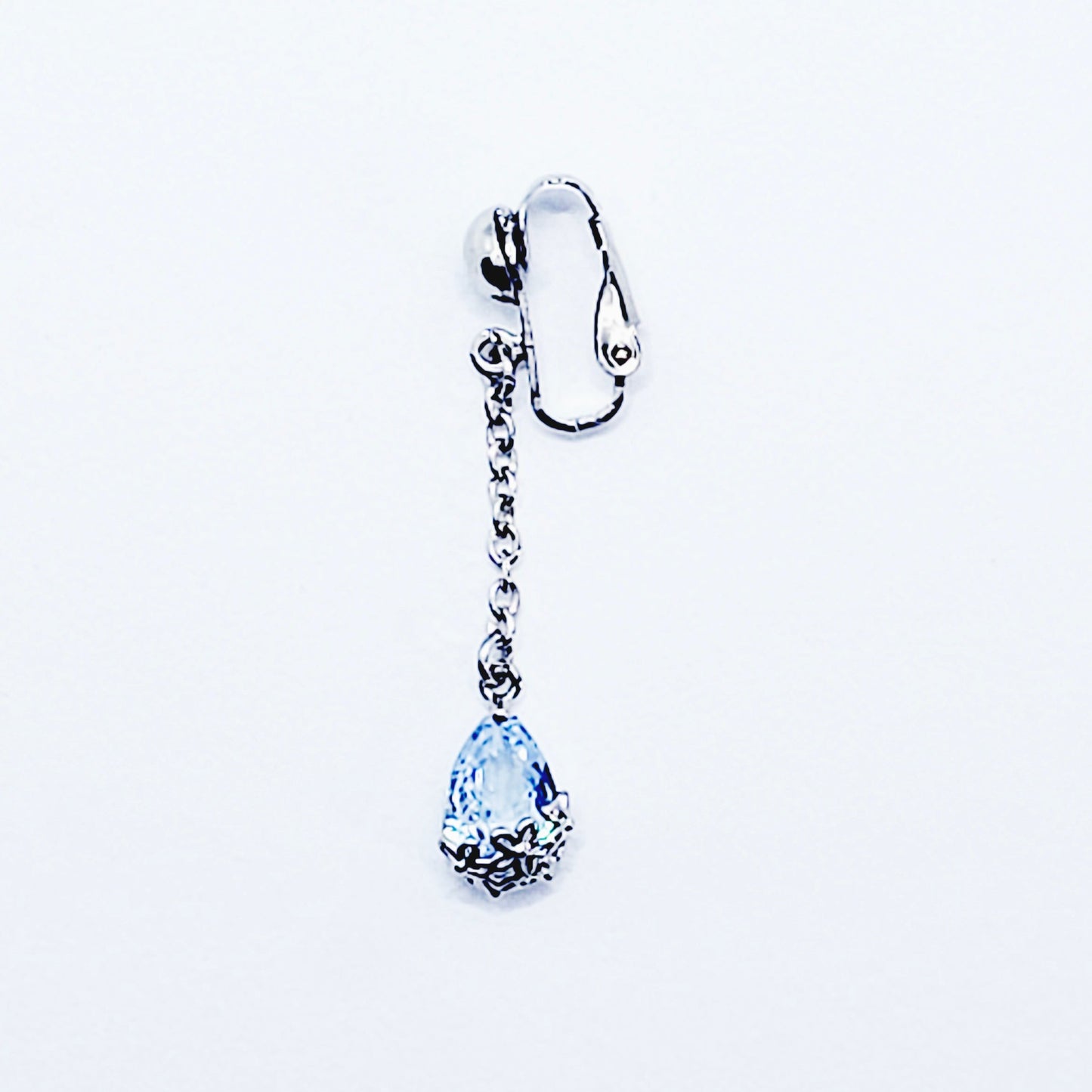 Non-Piercing Vaginal Jewelry Clip with Cubic Zirconia Chain Dangle. VCH Clip, Clitoral Jewelry