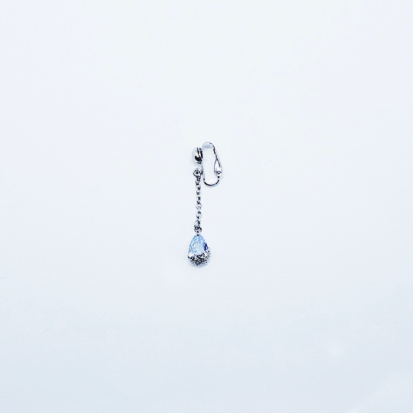 Non-Piercing Vaginal Jewelry Clip with Cubic Zirconia Chain Dangle. VCH Clip, Clitoral Jewelry