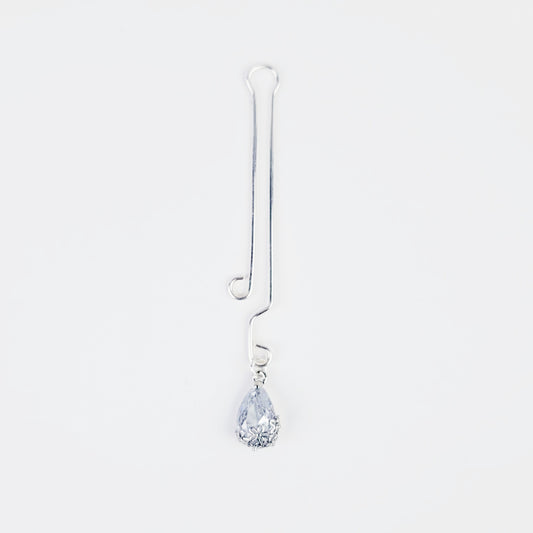 Non Piercing Labia Clip with Cubic Zirconia.