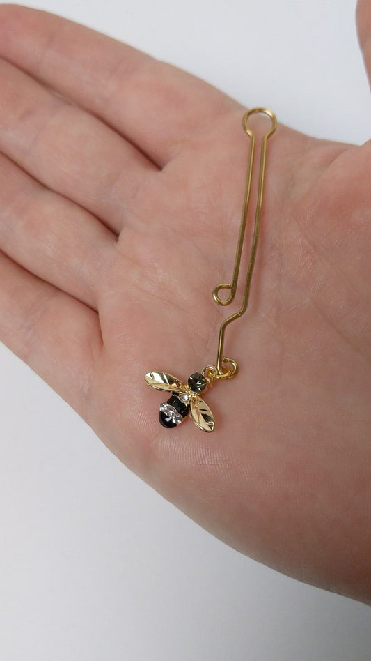 Clitoral/Labia Clip. Gold with Gemstone Bee