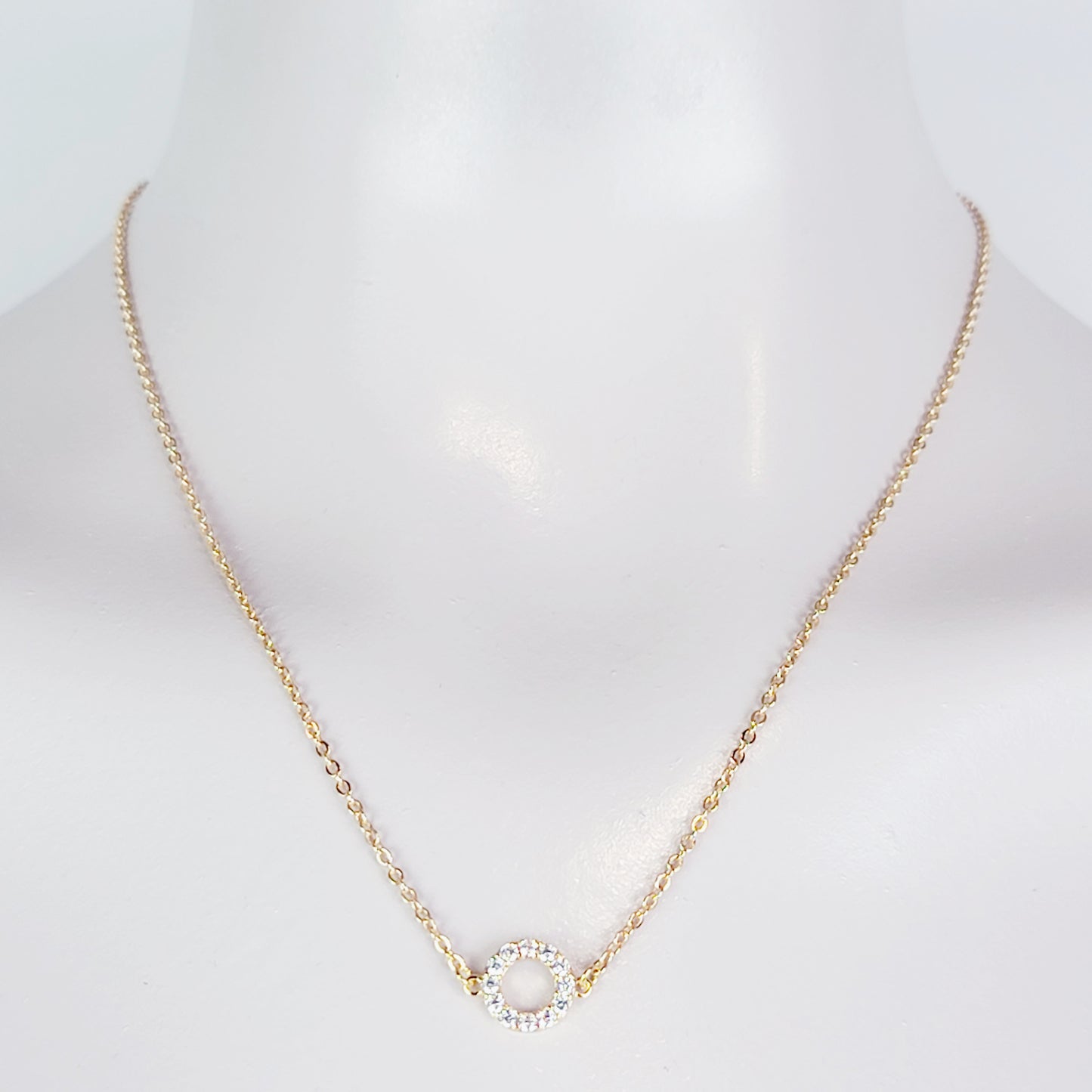 Discreet Day Collar for BDSM Submissive. 18K Gold Sparkling Circle of O.