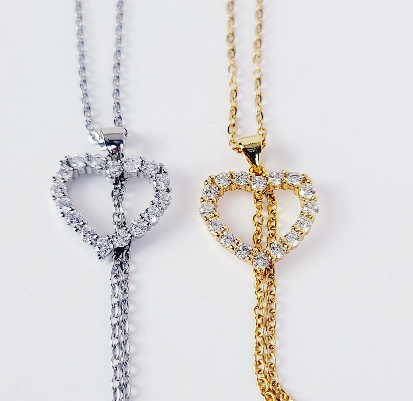Stainless Steel Day to Evening Collar with Sparkling Heart for BDSM Submissive. Gold or Silver, with Non Piercing Nipple Chains.