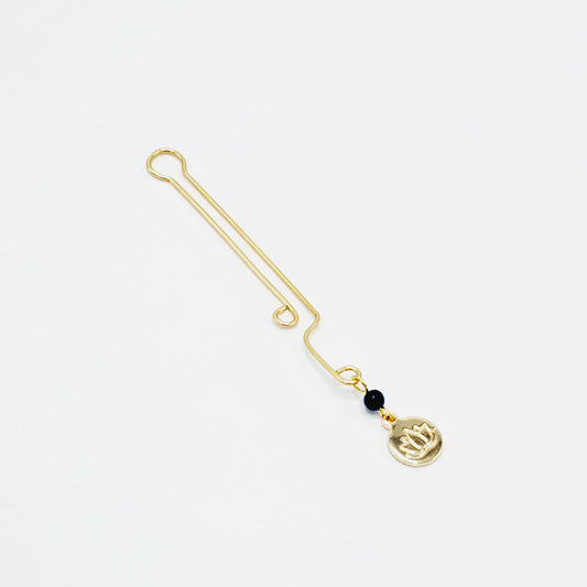 Gold Labia Clip with 18k Gold Lotus Flower. Non Piercing Clit and Labia Genital Jewelry.