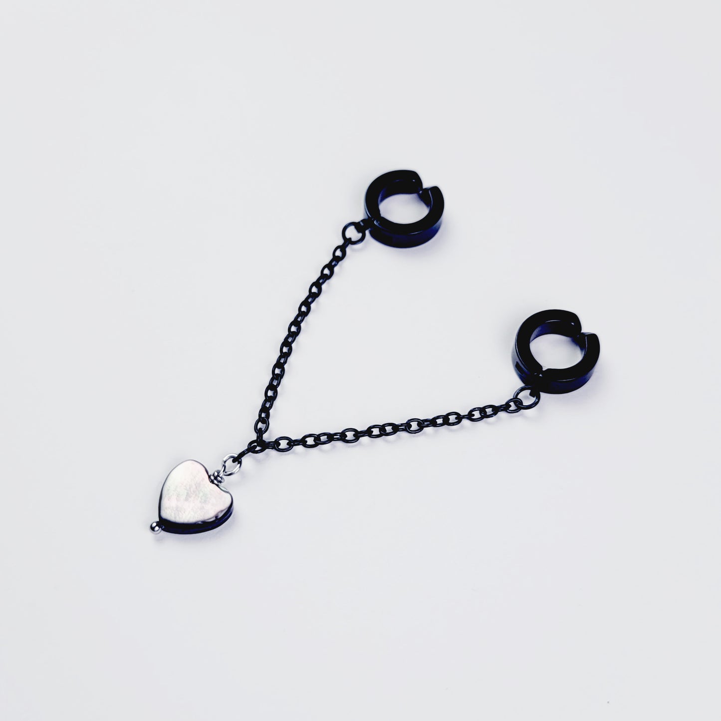 Labia Chain Dangle, Non Piercing, Black with Shell Heart.