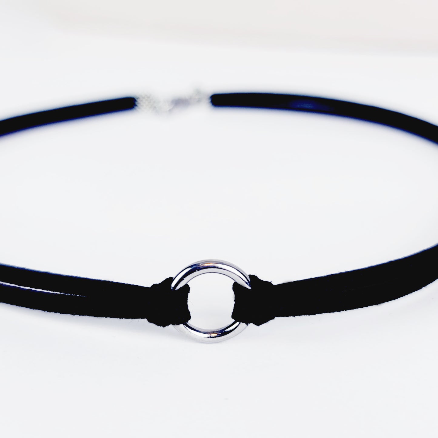 Stainless Steel Faux Leather Circle of O Choker, Discreet Day Collar for BDSM Submissive