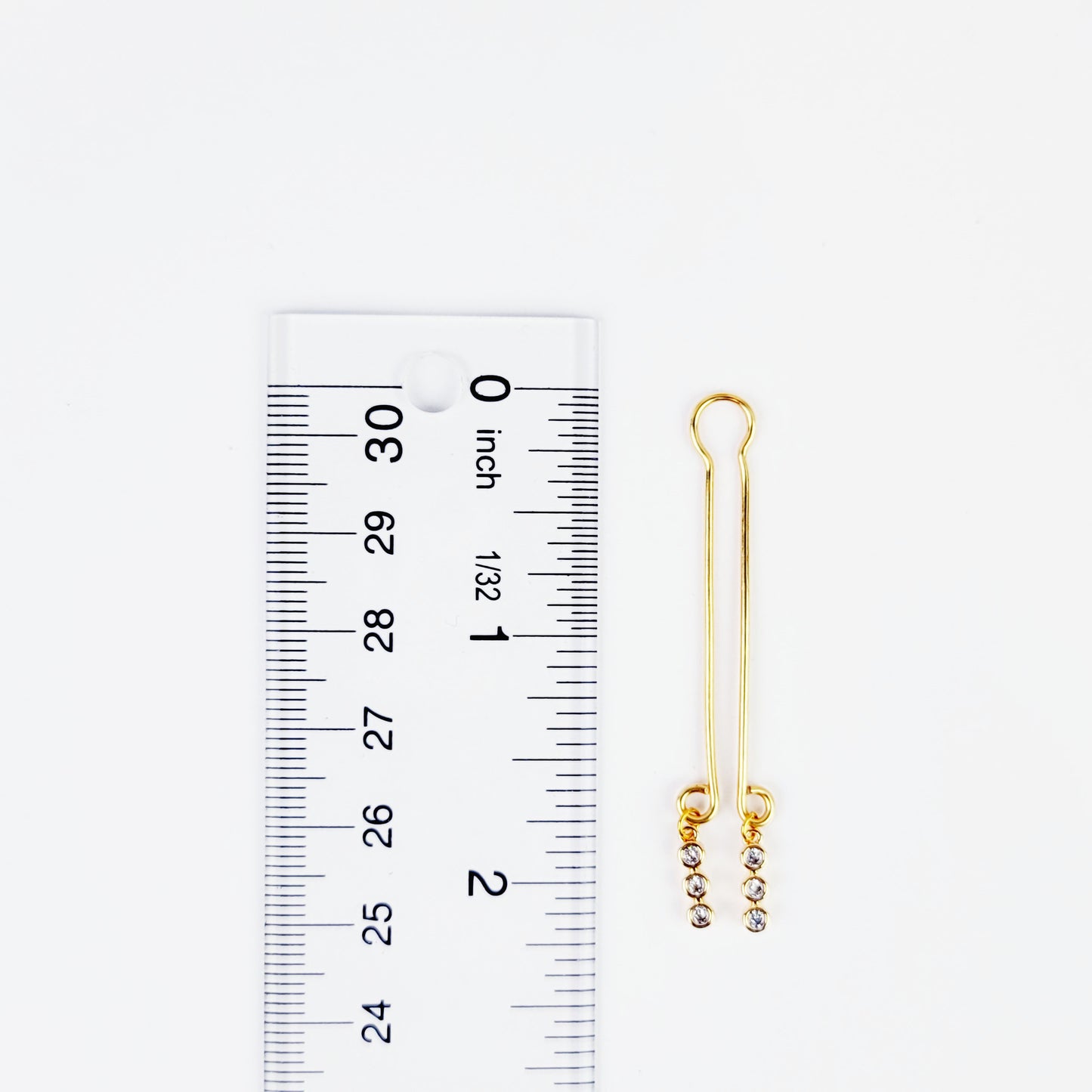 Gold Labia Clip and Horseshoe Style Nipple Rings with 18k Gold Tri Circle Gems.