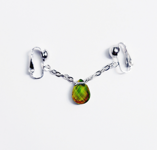 Non Piercing Labia Chain Dangle with Color Changing Gem. BDSM