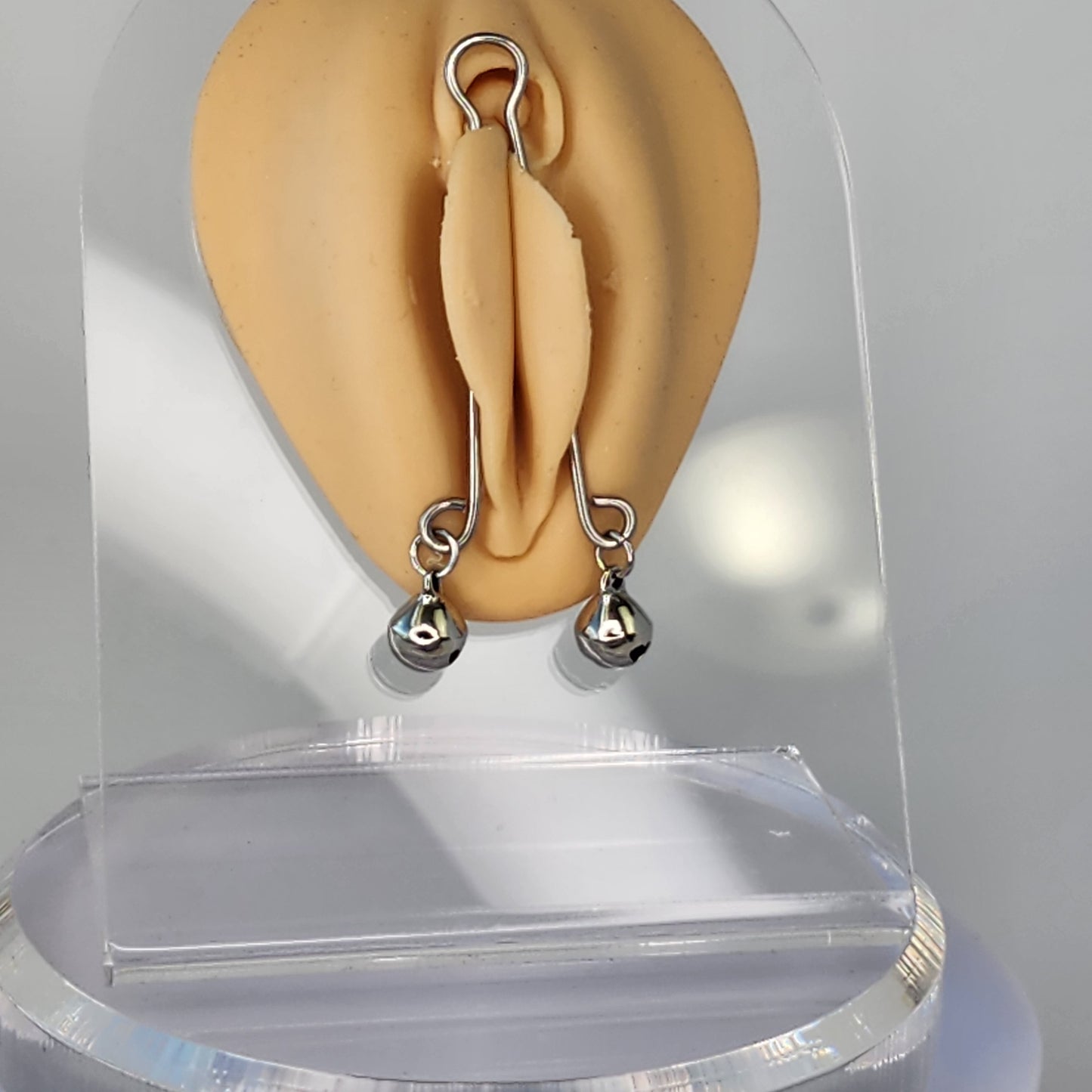 Labia Clip with Bells, Stainless Steel. Non Piercing Vaginal Jewelry, MATURE, BDSM