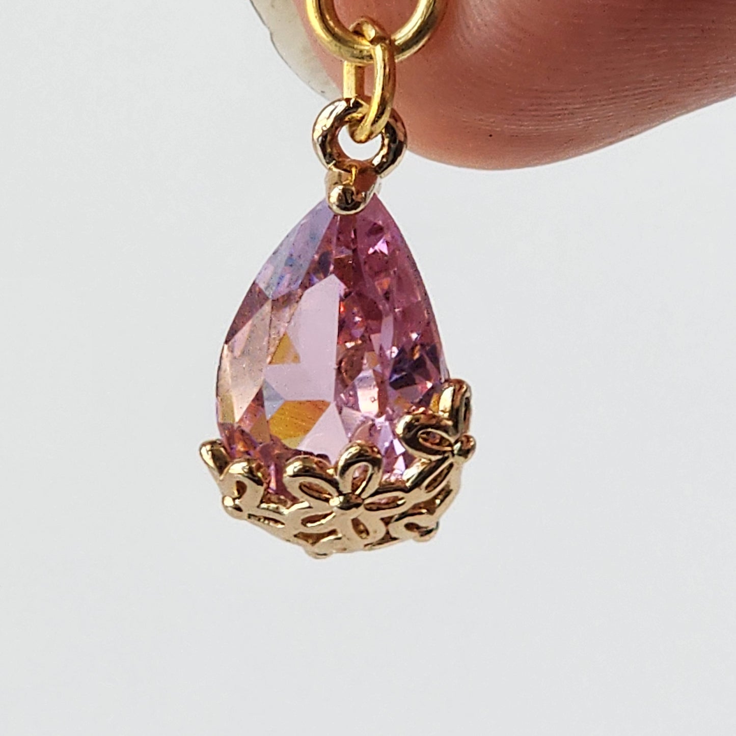 Gold Labia Clip with Pink Cubic Zirconia Gem Flower Pendant. Non-Piercing Genital Jewelry for Women