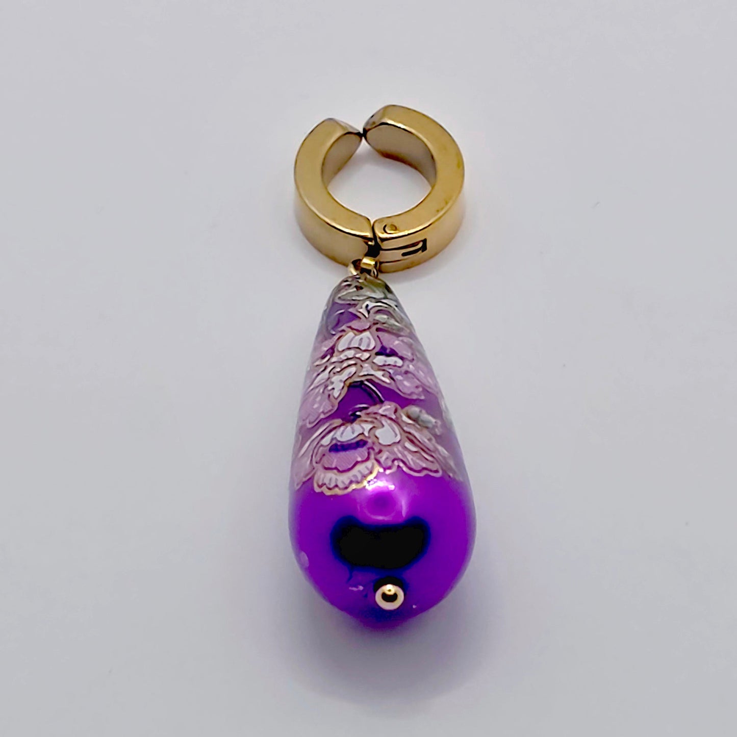 Purple Painted Peal VCH Clip
