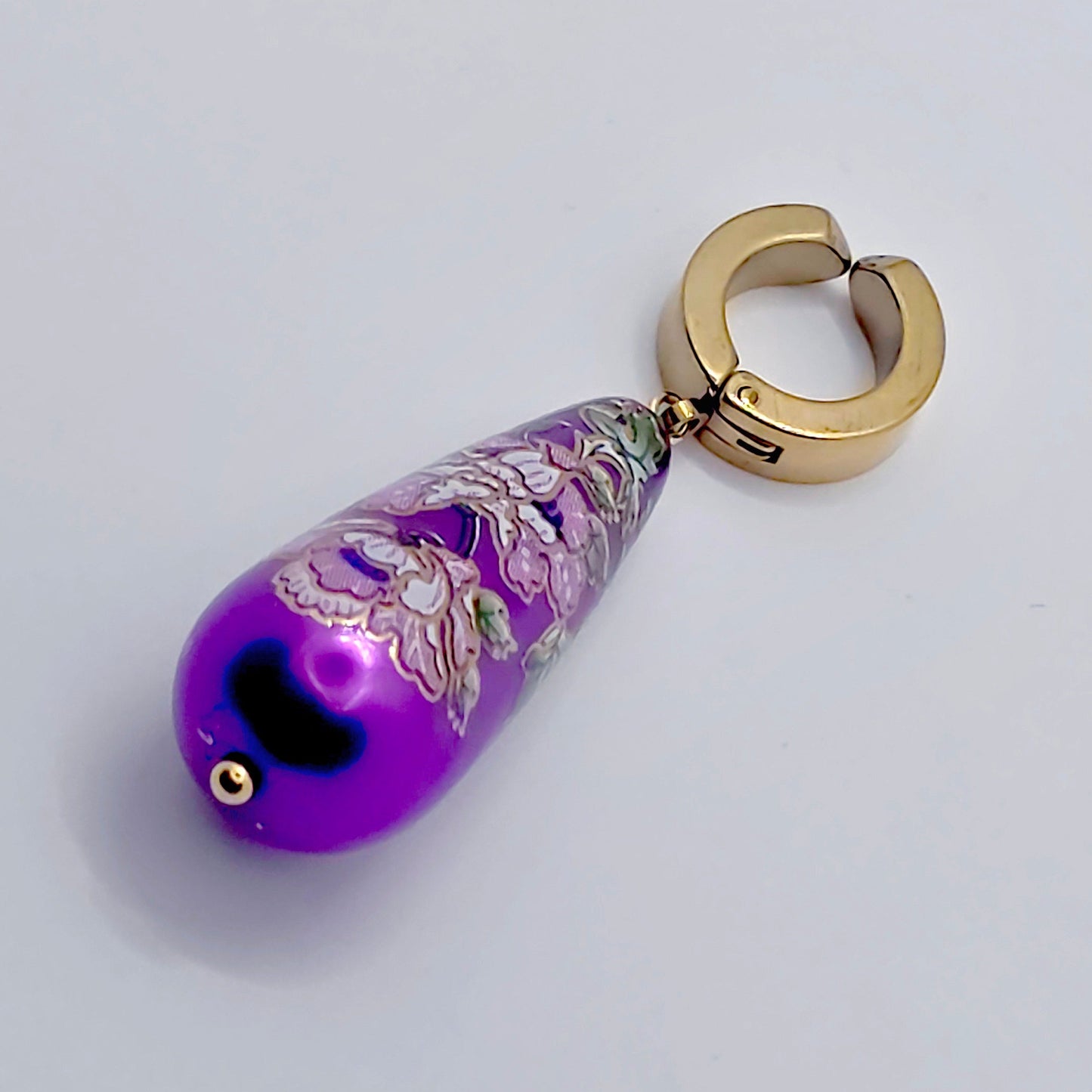 Purple Painted Peal VCH Clip