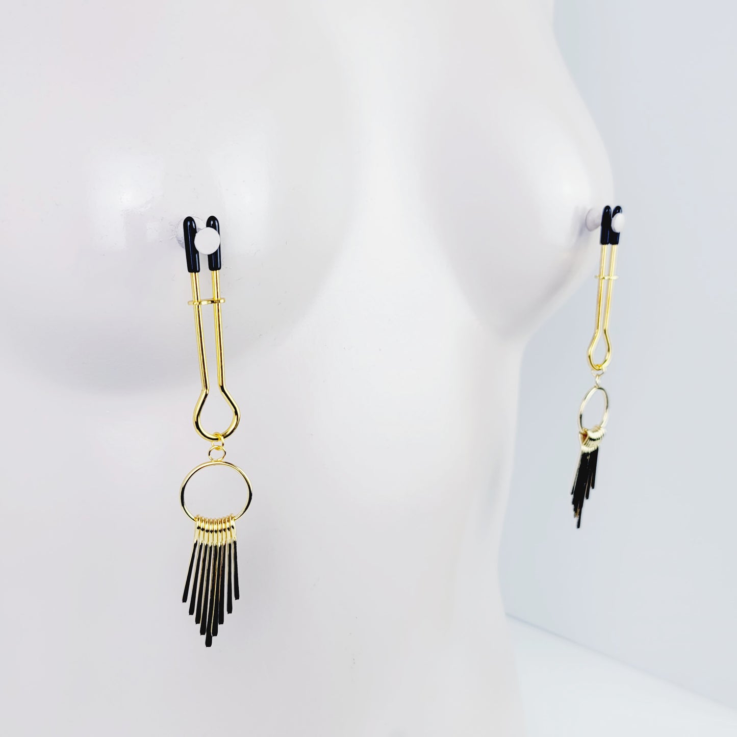 Straight Tweezer Nipple Clamps, Gold, with Dangles.