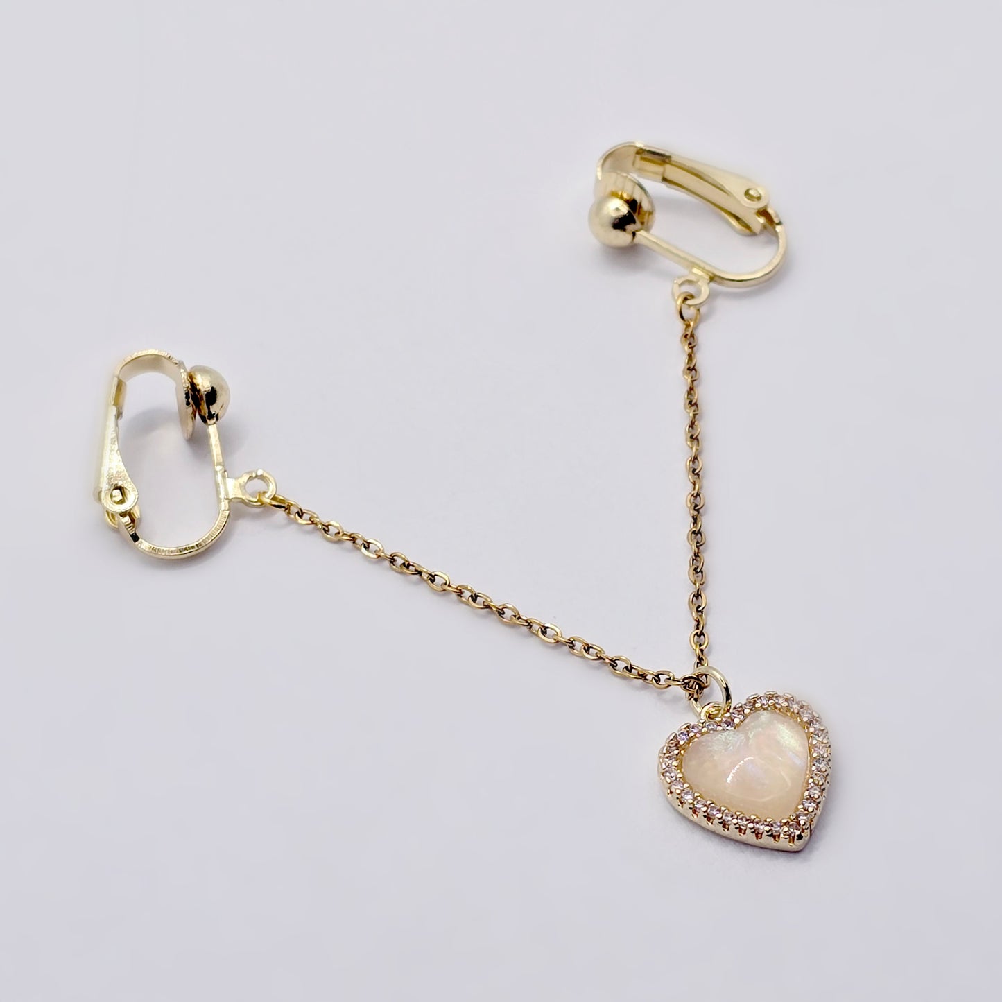 Gold Stainless Steel and Cubic Zirconia Heart Labia Chain Dangle