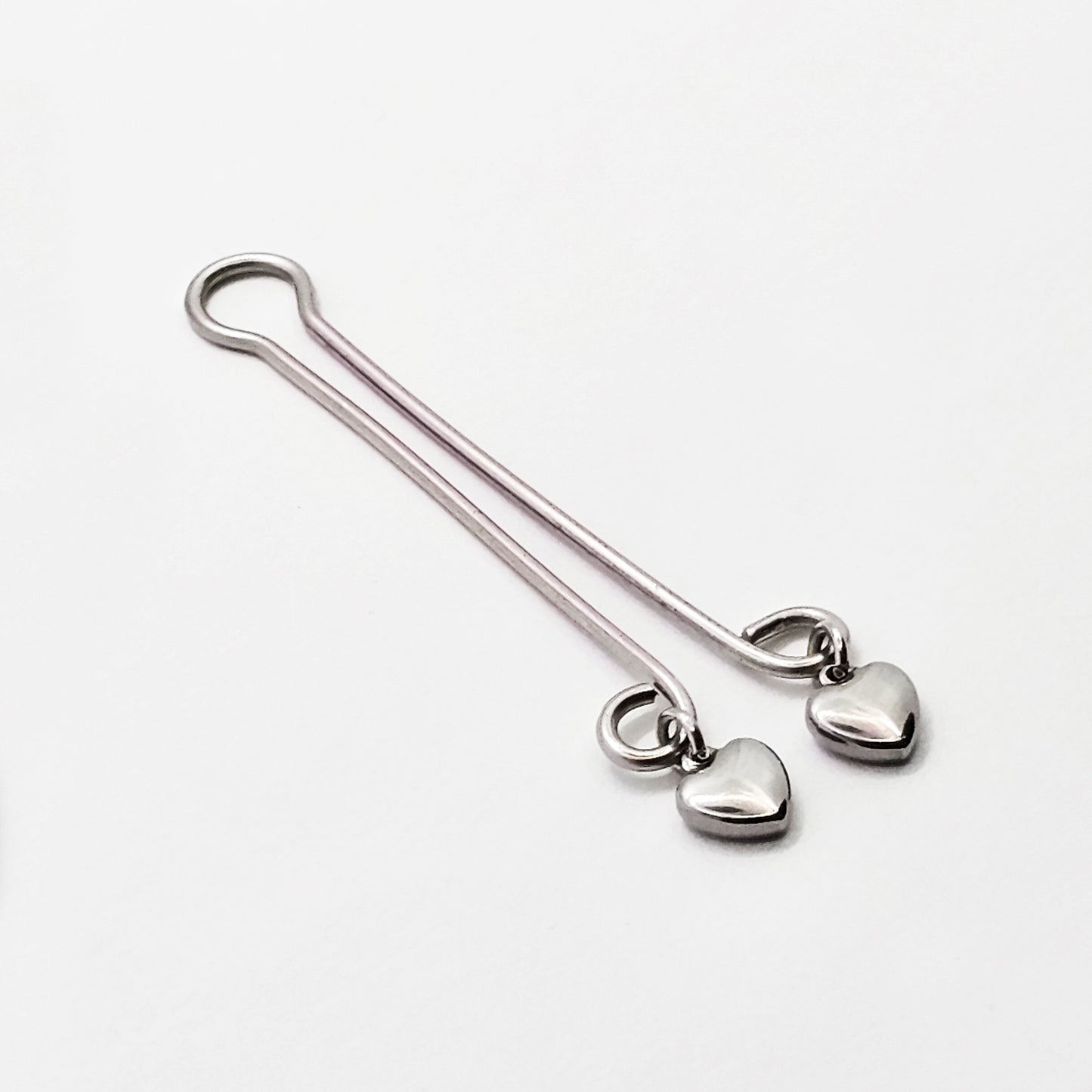 Labia Clip with Hearts, Stainless Steel. Non Piercing Clit Clip Vaginal Jewelry.