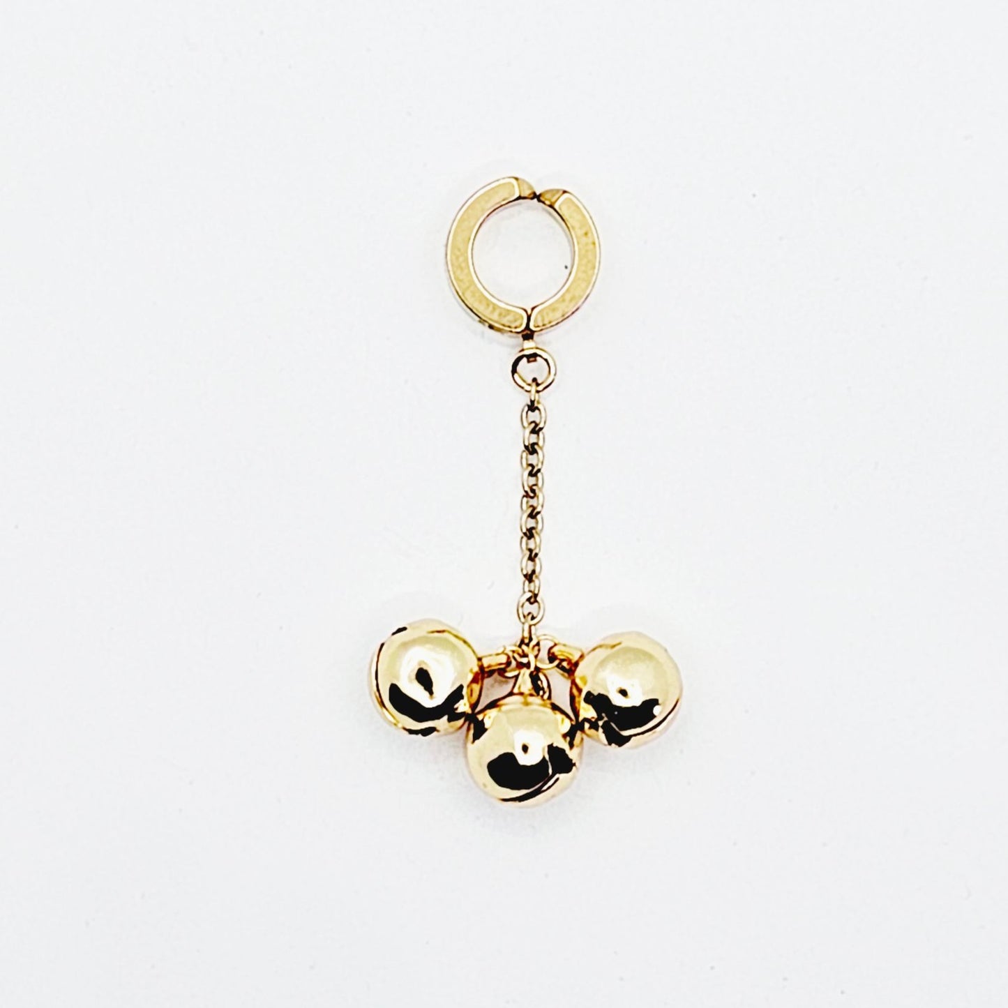 Genital Jewelry Clip with Bells, Stainless Steel. In Gold or Silver. Non Piercing Clitoral Jewelry.