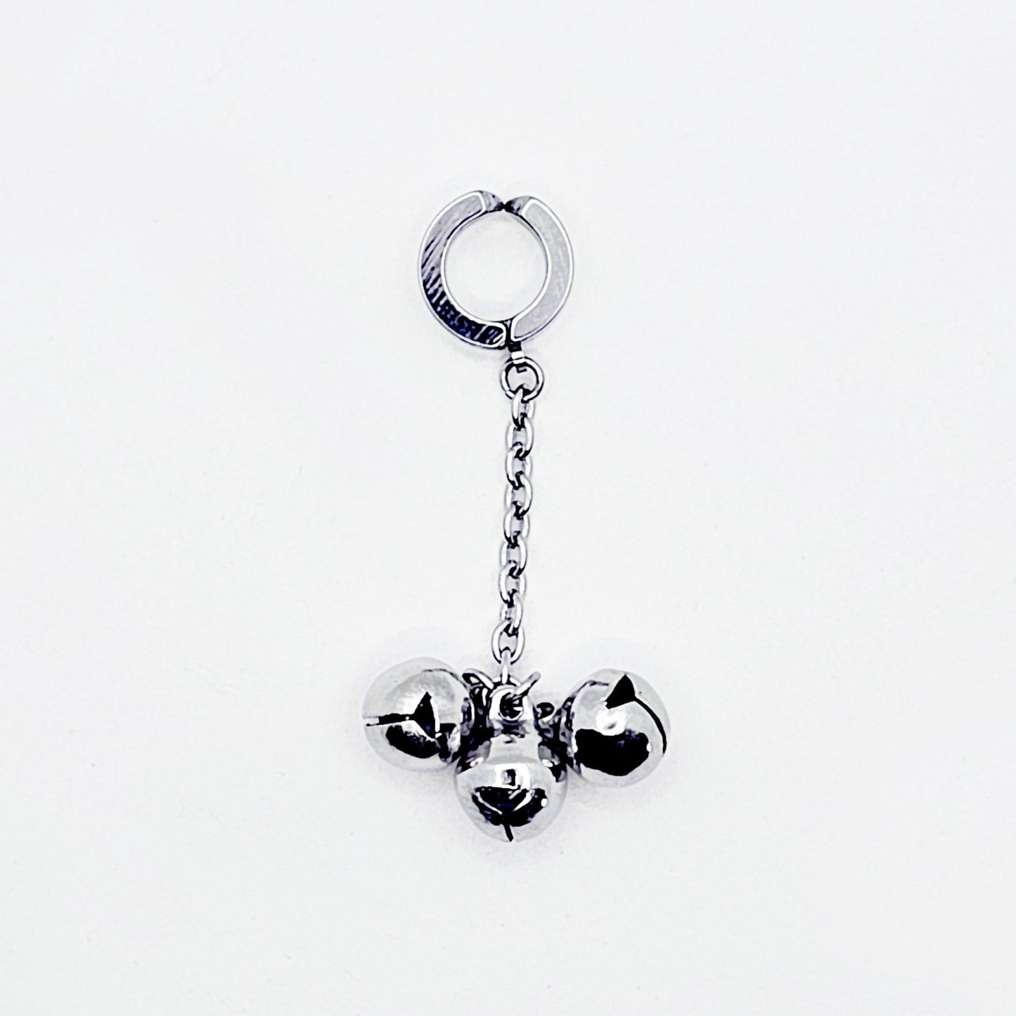 Genital Jewelry Clip with Bells, Stainless Steel. In Gold or Silver. Non Piercing Clitoral Jewelry.