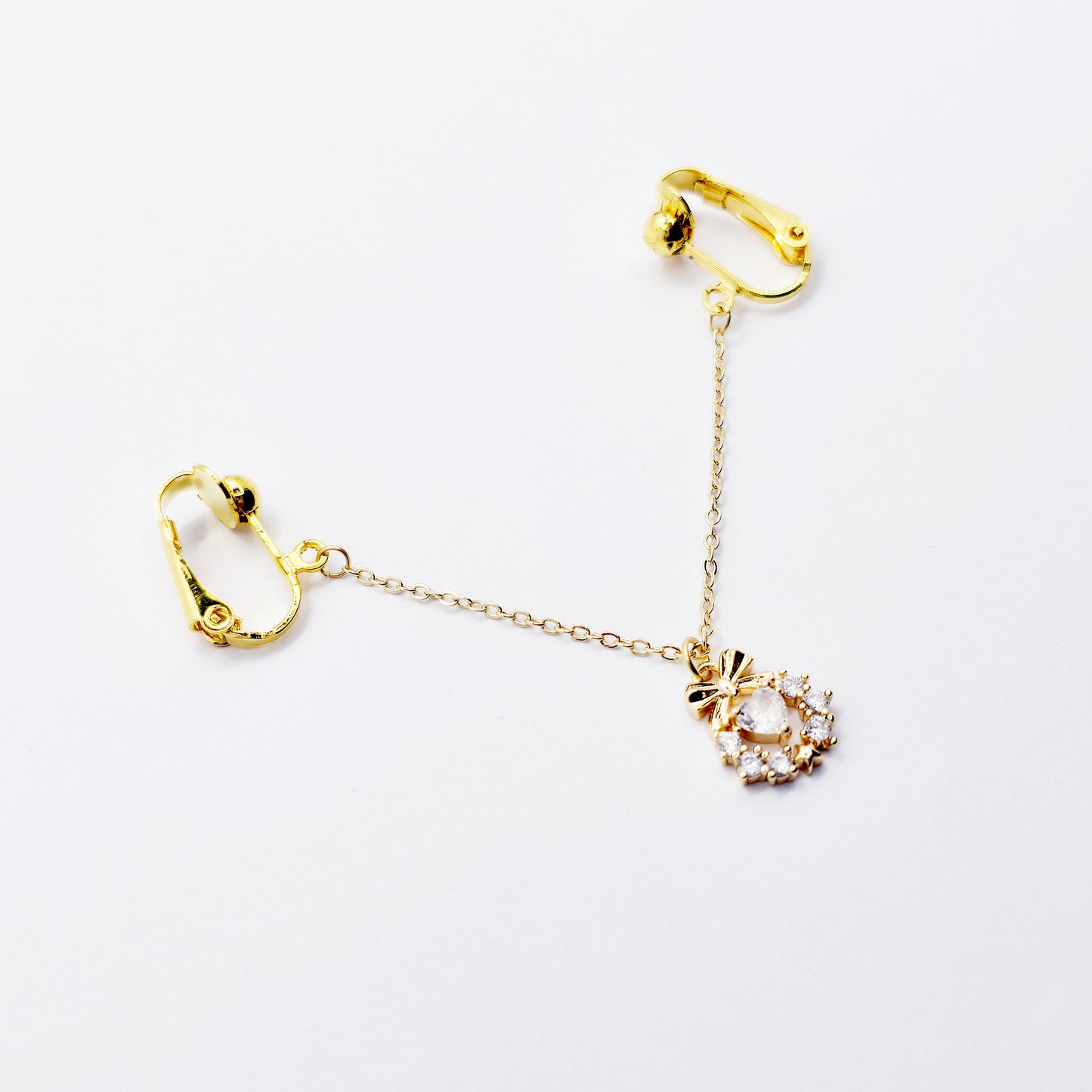 18K Gold and Cubic Zirconia Holiday Wreath Labia Chain Dangle