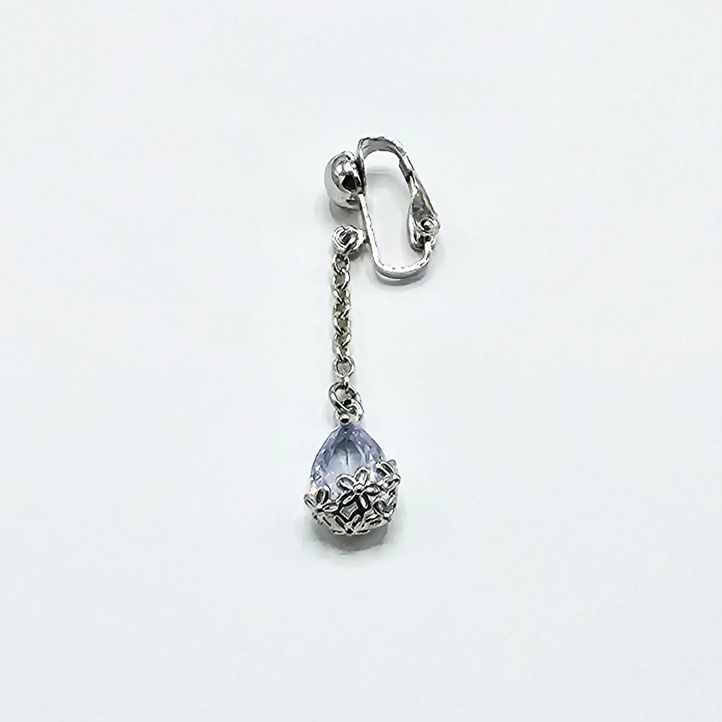 Non Piercing Vaginal Jewelry Clip with Cubic Zirconia Chain Dangle. VCH Clip, Clitoral Jewelry