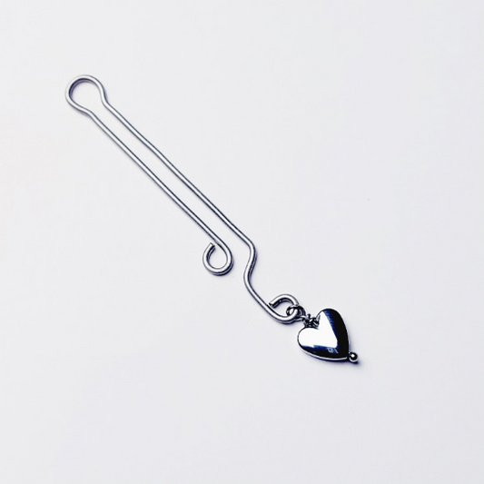 Stainless Steel Clitoral Clip with Hematite Heart