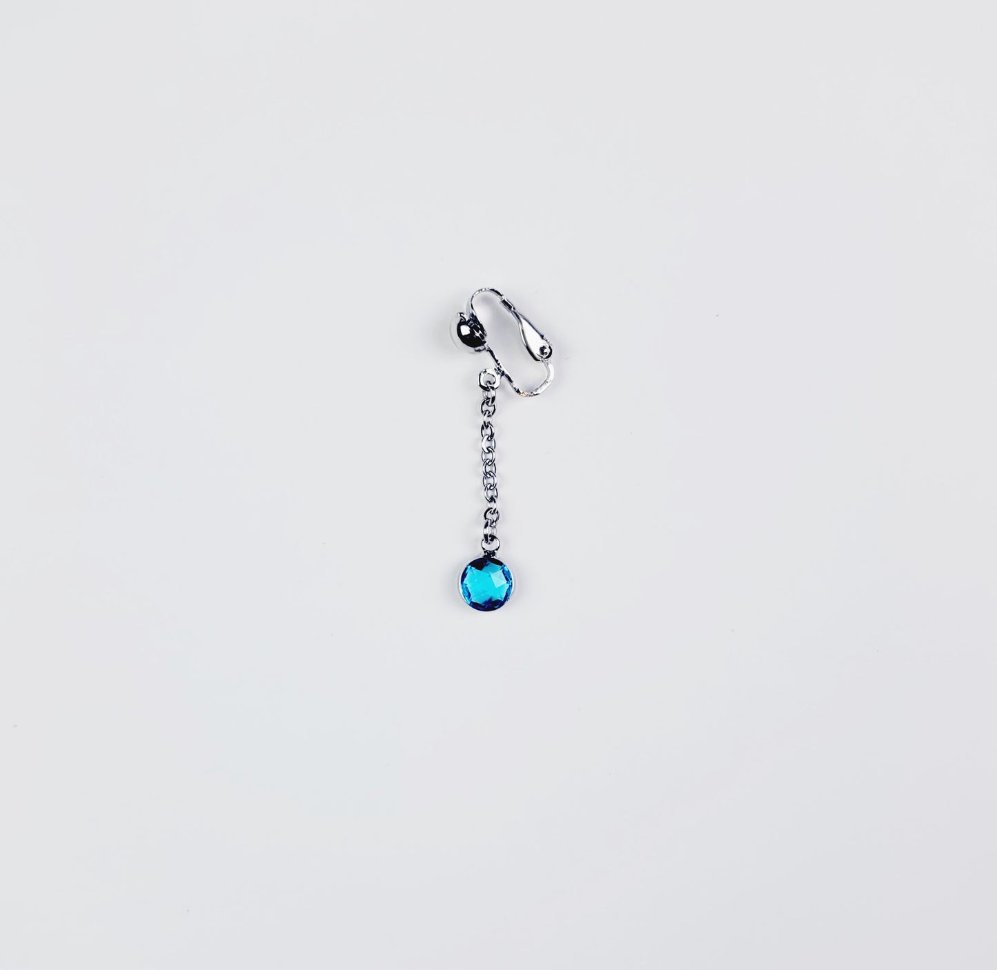 Non Piercing VCH Clip with Stainless Steel Chain and Blue Gemstone. Vaginal Clitoral Jewelry