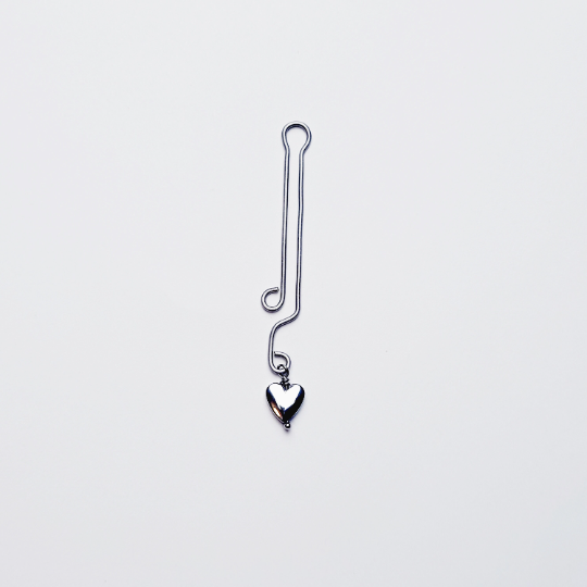 Stainless Steel Clitoral Clip with Hematite Heart