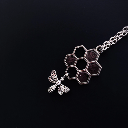 Bee and Honeycomb Backdrop Necklace to Nipple