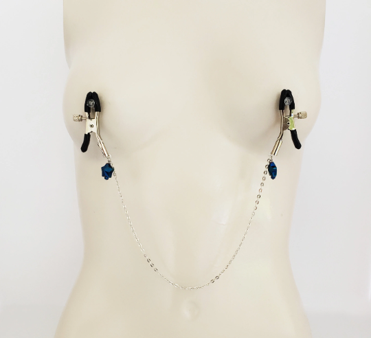 Nipple Chain with Stars on Non Piercing Nipple Nooses or Clamps. BDSM