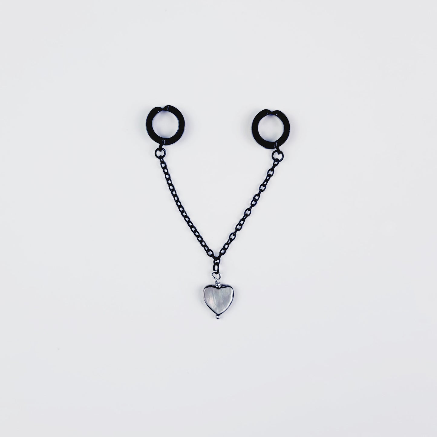 Labia Chain Dangle, Non Piercing, Black with Shell Heart.