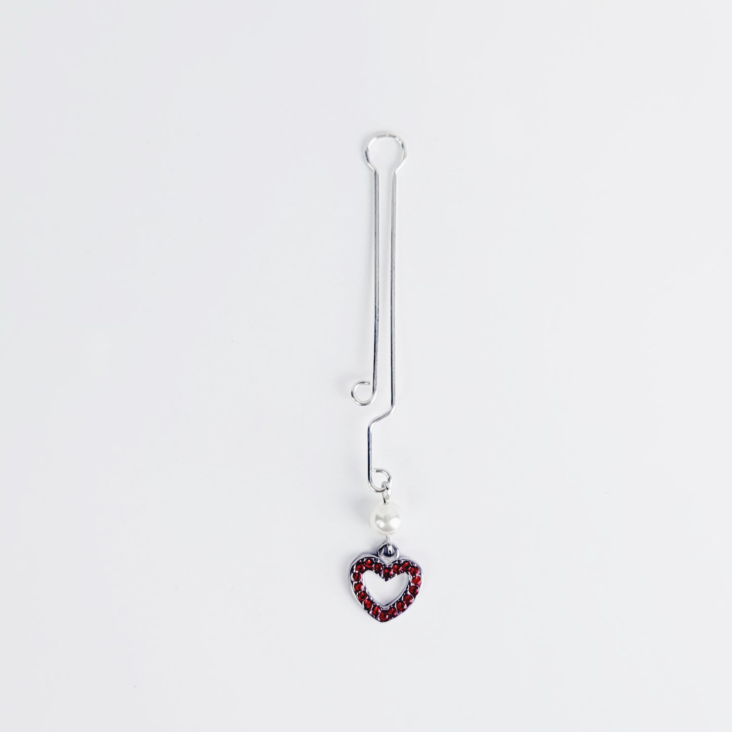 Labia Clip with Pearl and Heart. Non Piercing Intimate Jewelry, Sex Toy For Women