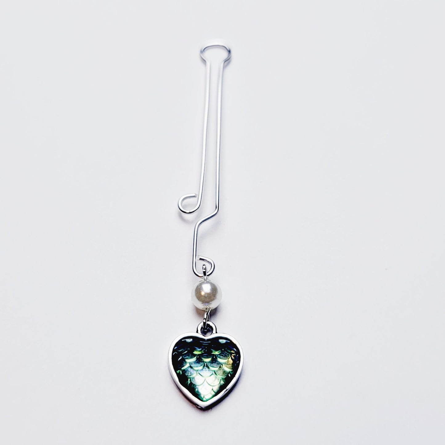 Mermaid/Dragon Scale Heart Labia Clip/Clitoris Clamp with Pearl