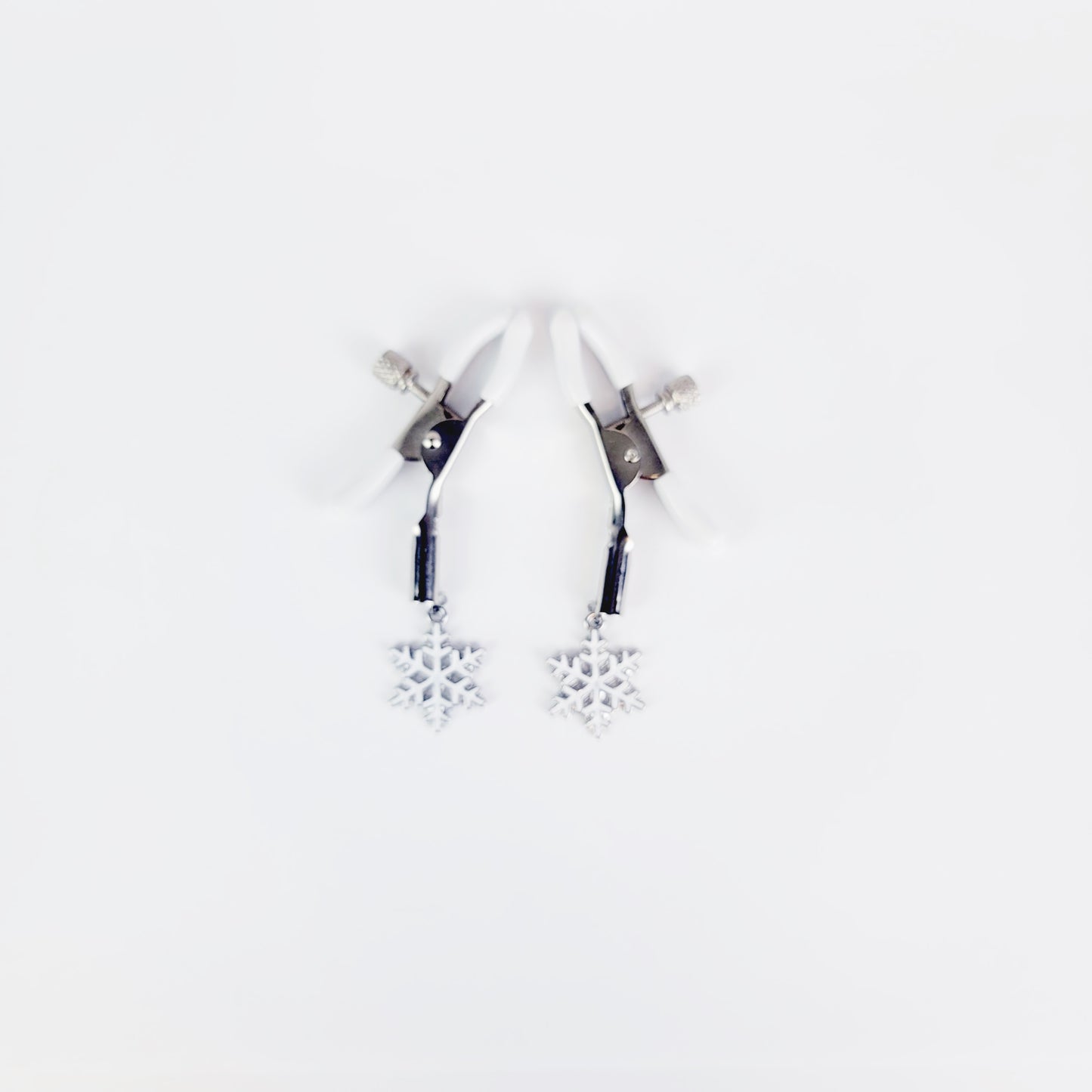 Adjustable Nipple Clamps, White with Snowflakes.