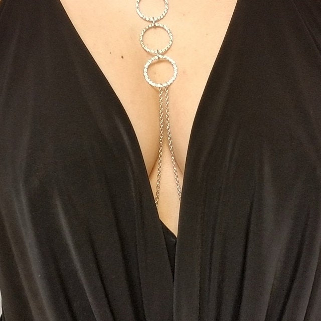 Silver Tri Circle Necklace to Nipple