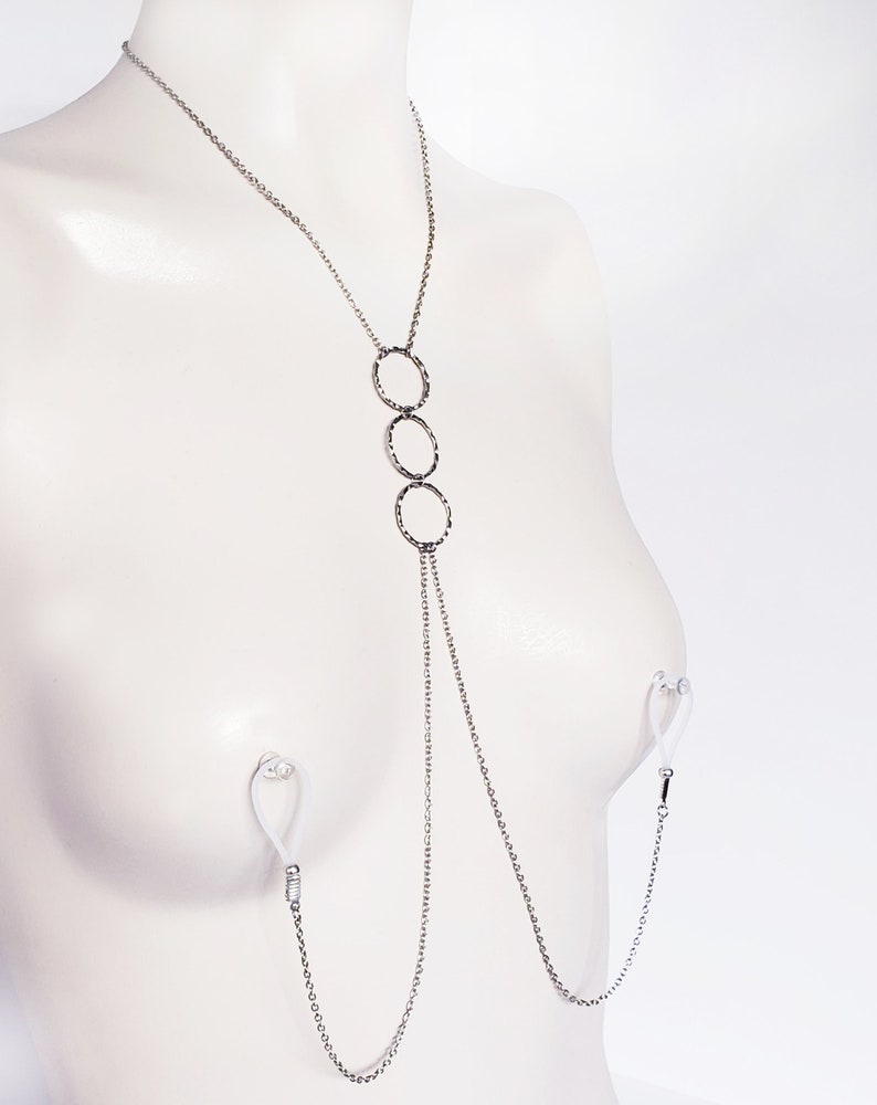 Silver Tri Circle Necklace to Nipple