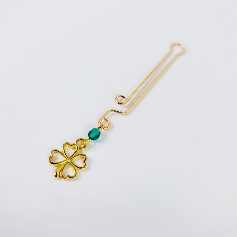 Gold Labia Clip with Four Leaf Clover