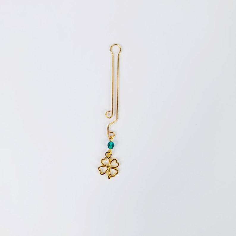 Gold Labia Clip with Four Leaf Clover