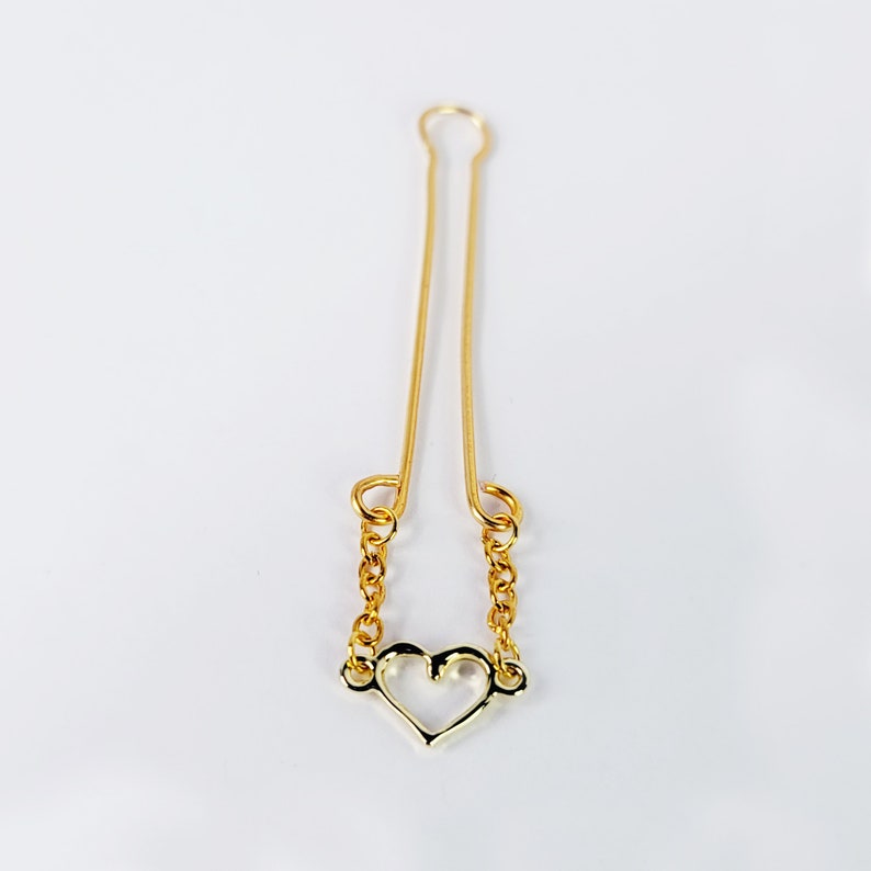 Gold Labia Clip With Dangling Heart