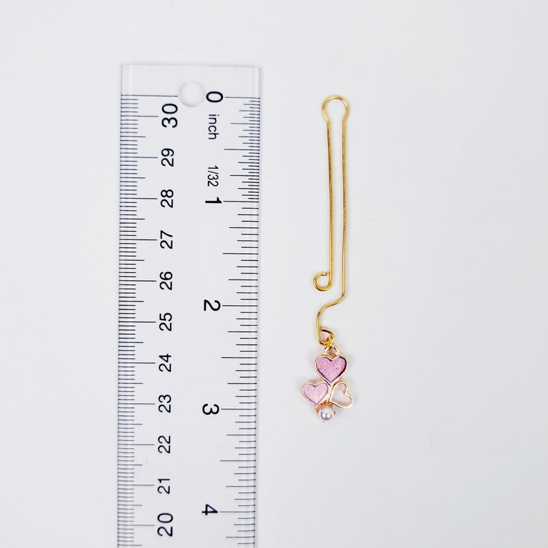 Gold Labia/Clit Clip with Pink Hearts and Pearls